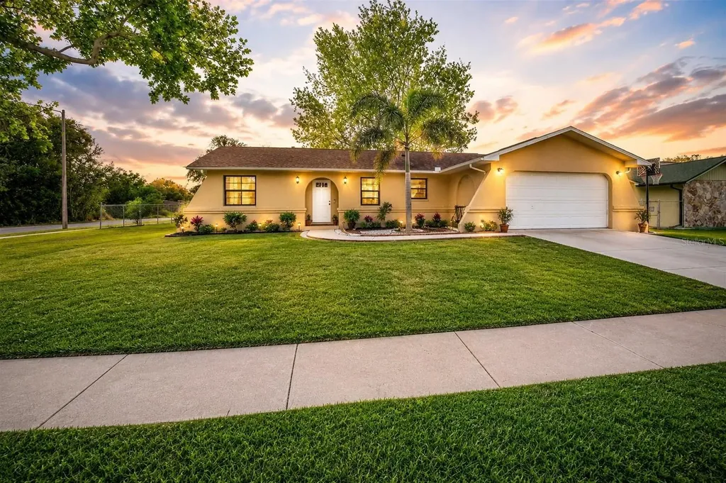 3011 Shadow Oaks Drive Holiday FL 34690