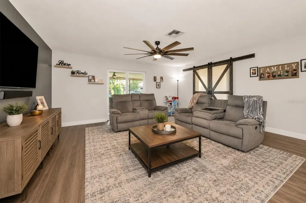 3011 Shadow Oaks Drive Holiday FL 34690