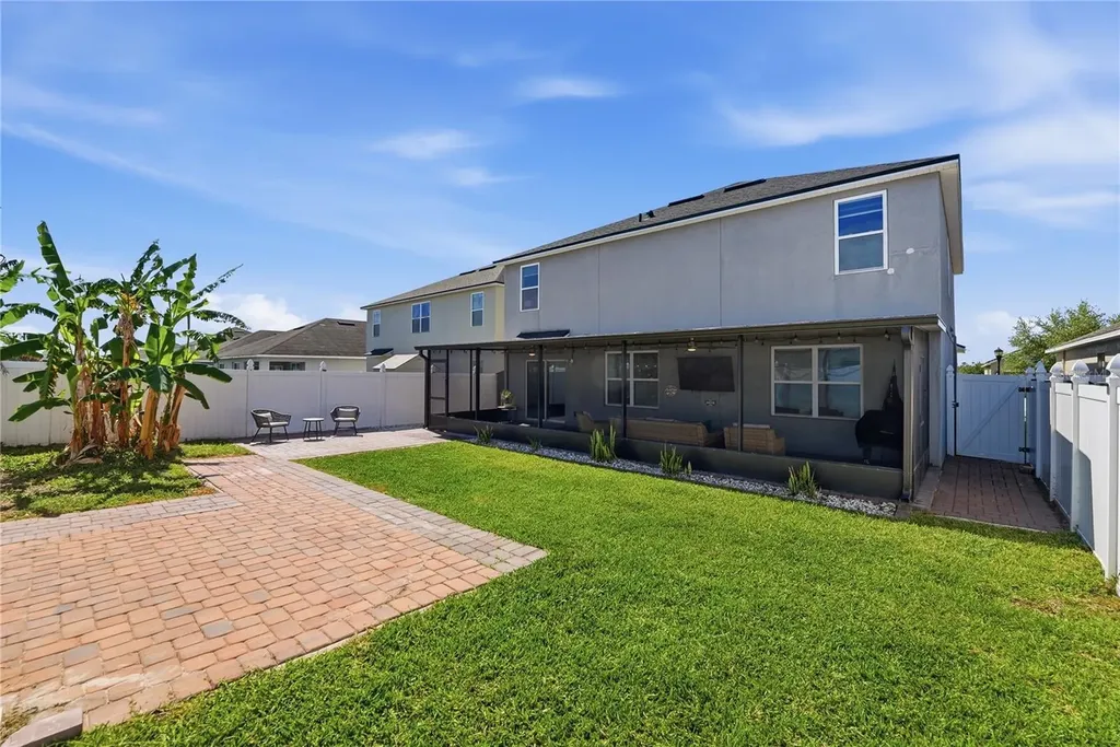 1895 Green Dragon Drive St Cloud FL 34771