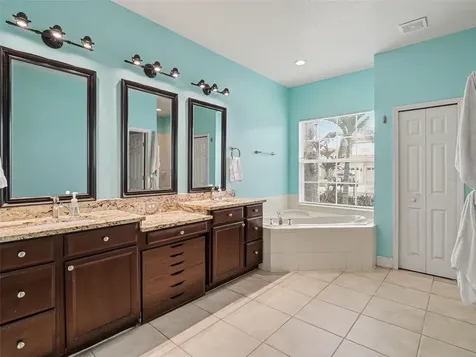 1656 Pinyon Pine Drive Sarasota FL 34240