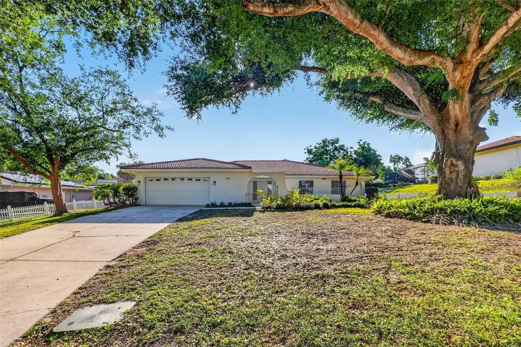 240 Nassau Road Winter Haven FL 33884