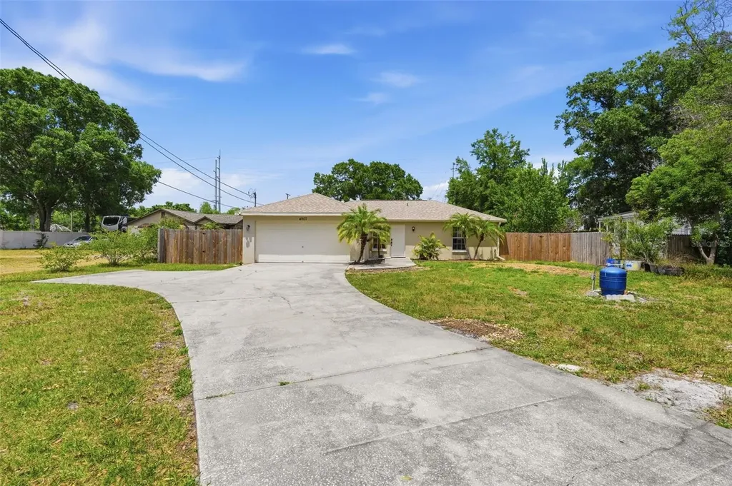 4907 Bradford Lane Tampa FL 33624