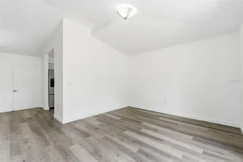 4907 Bradford Lane Tampa FL 33624