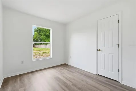 4907 Bradford Lane Tampa FL 33624