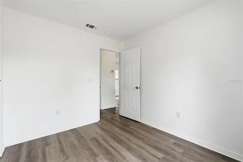 4907 Bradford Lane Tampa FL 33624