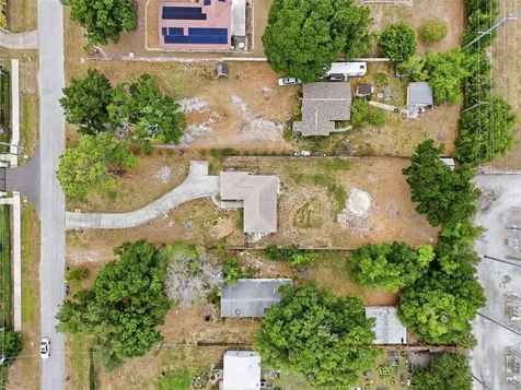 4907 Bradford Lane Tampa FL 33624