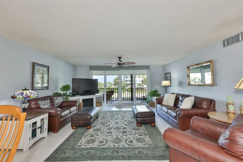 1581 Gulf Boulevard Clearwater Beach FL 33767