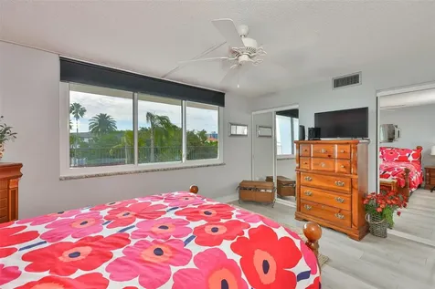 1581 Gulf Boulevard Clearwater Beach FL 33767