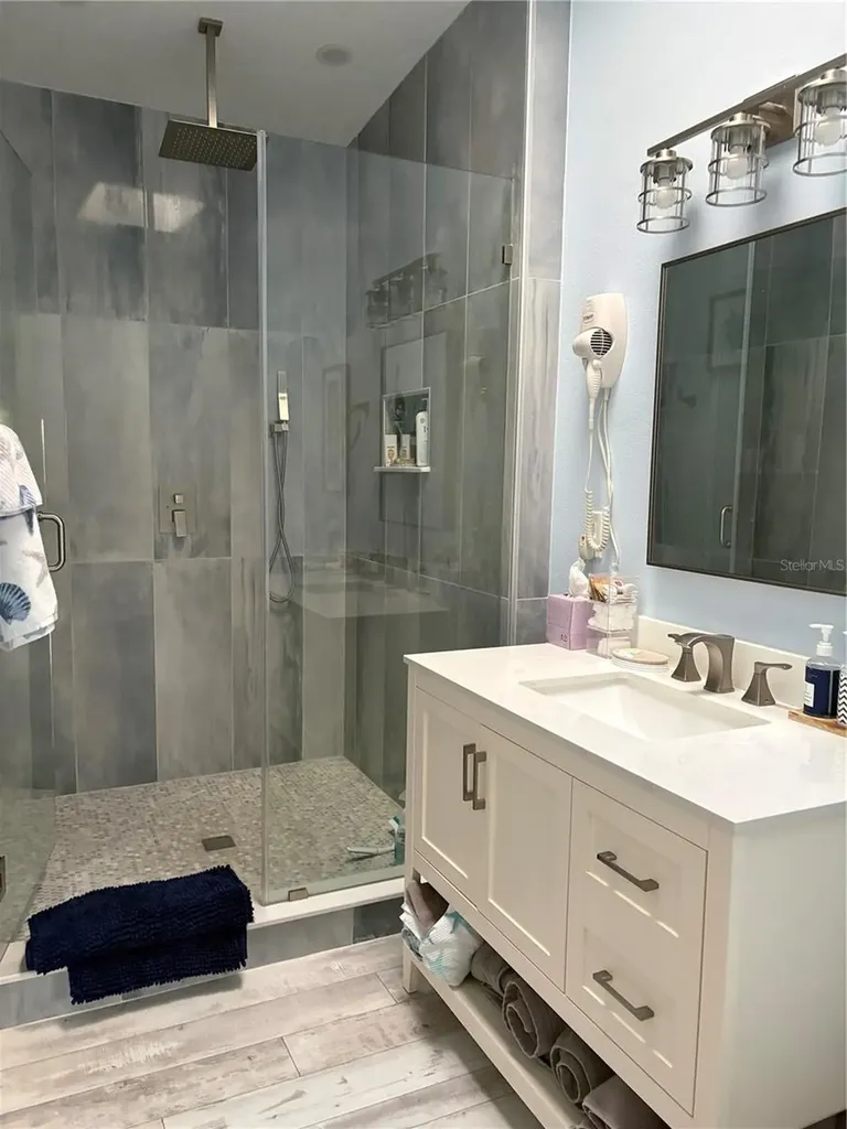 629 Garland Circle Indian Rocks Beach FL 33785