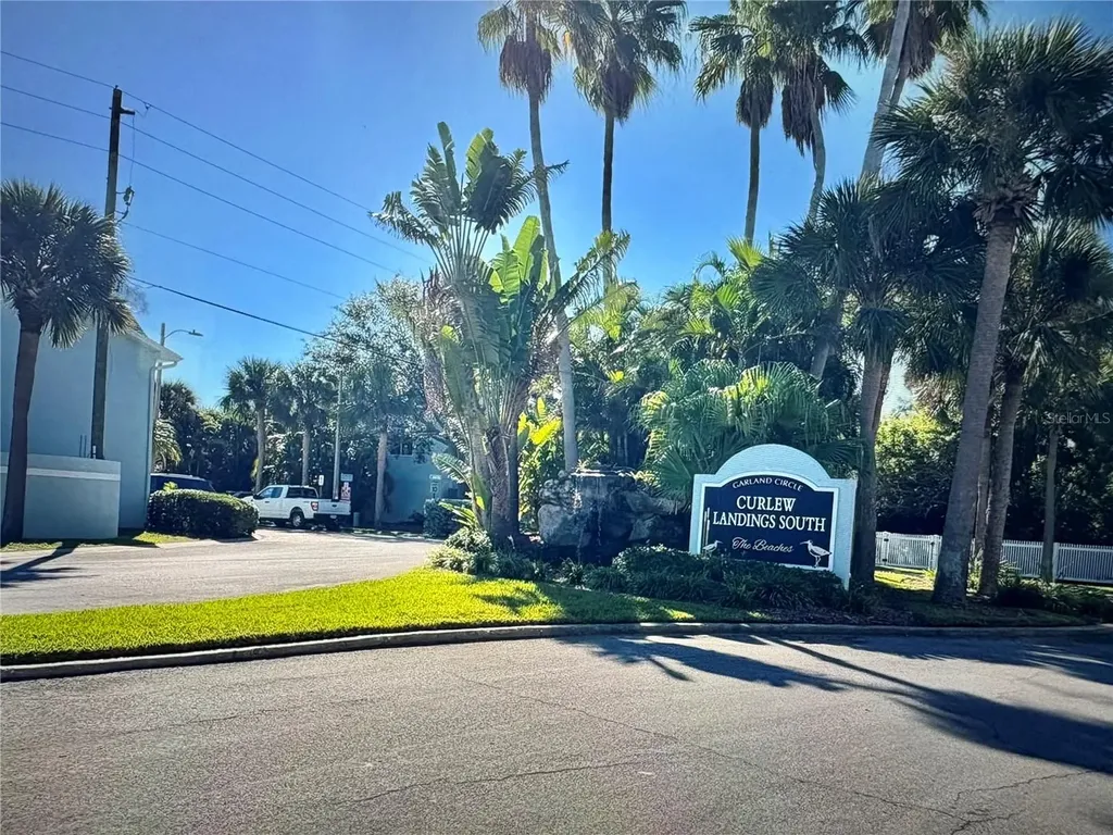 629 Garland Circle Indian Rocks Beach FL 33785