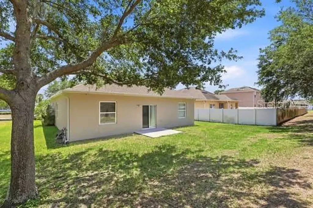 2825 Running Brook Circle Kissimmee FL 34744