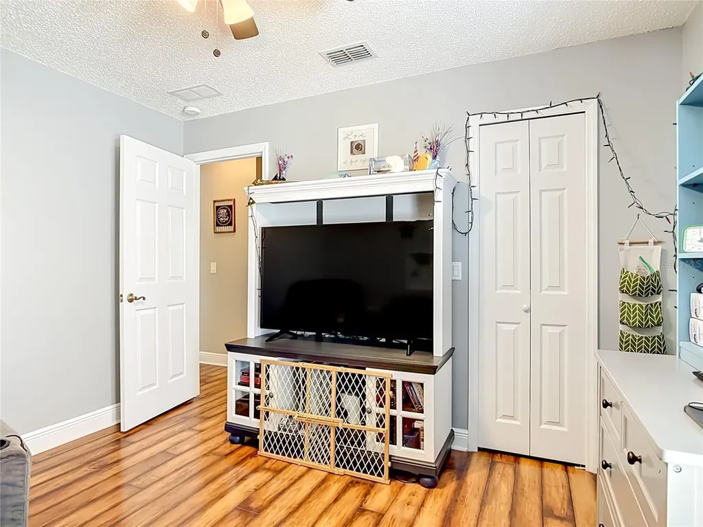 1935 E Anchor Drive Deltona FL 32725