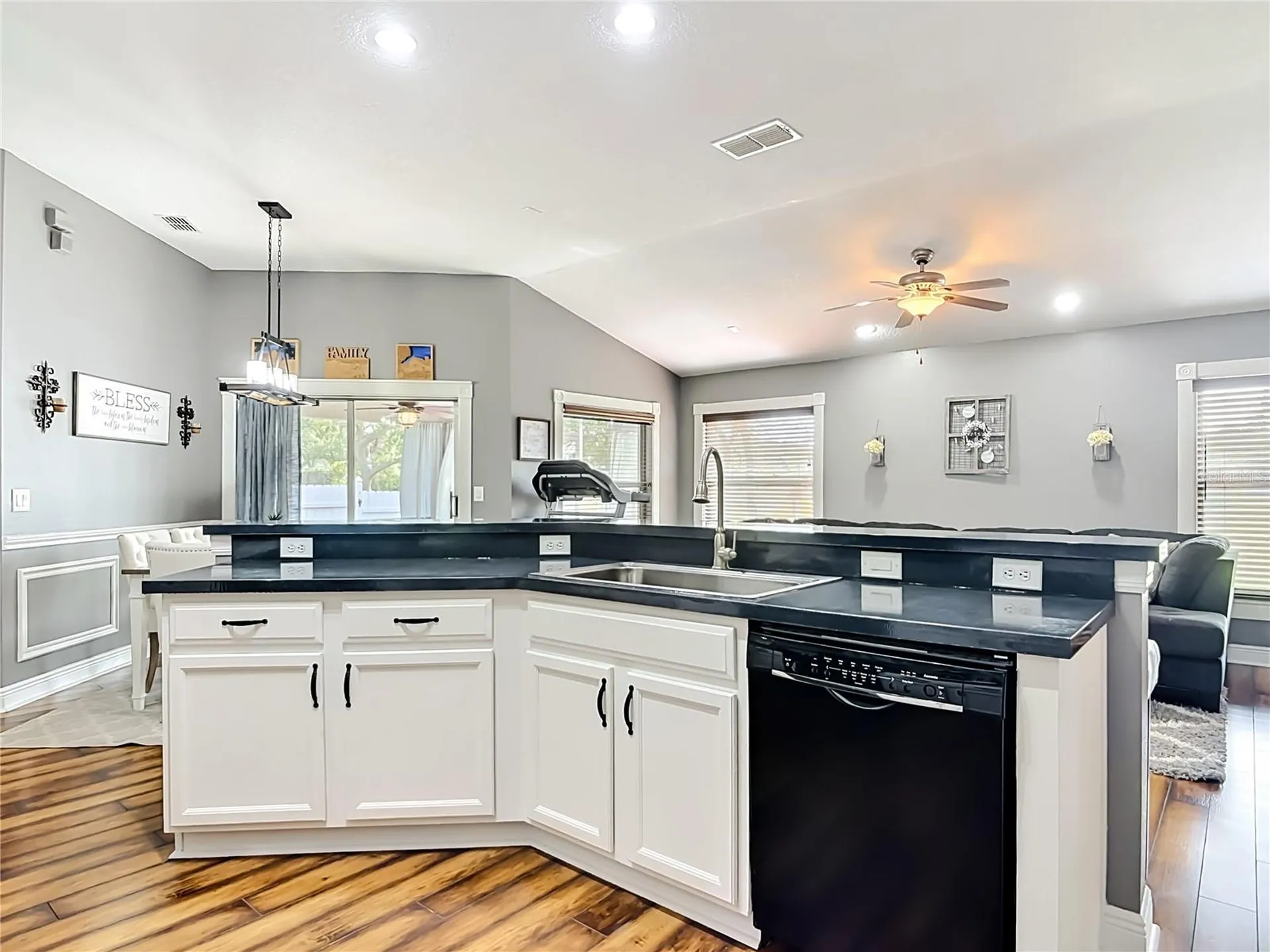 1935 E Anchor Drive Deltona FL 32725