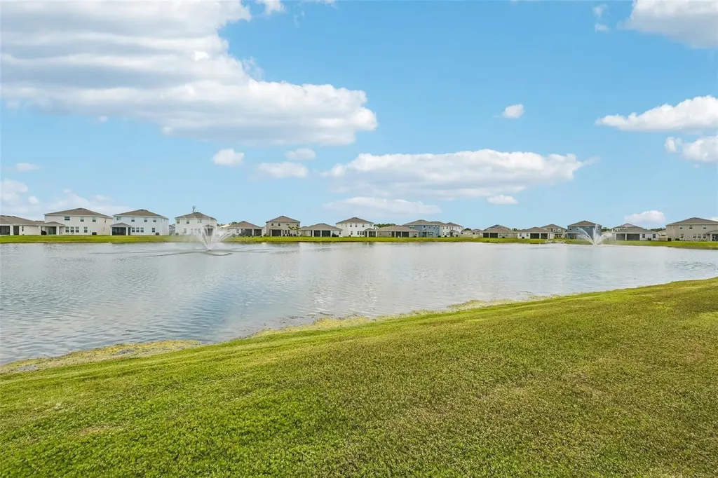 5716 Flagstone Trail Palmetto FL 34221