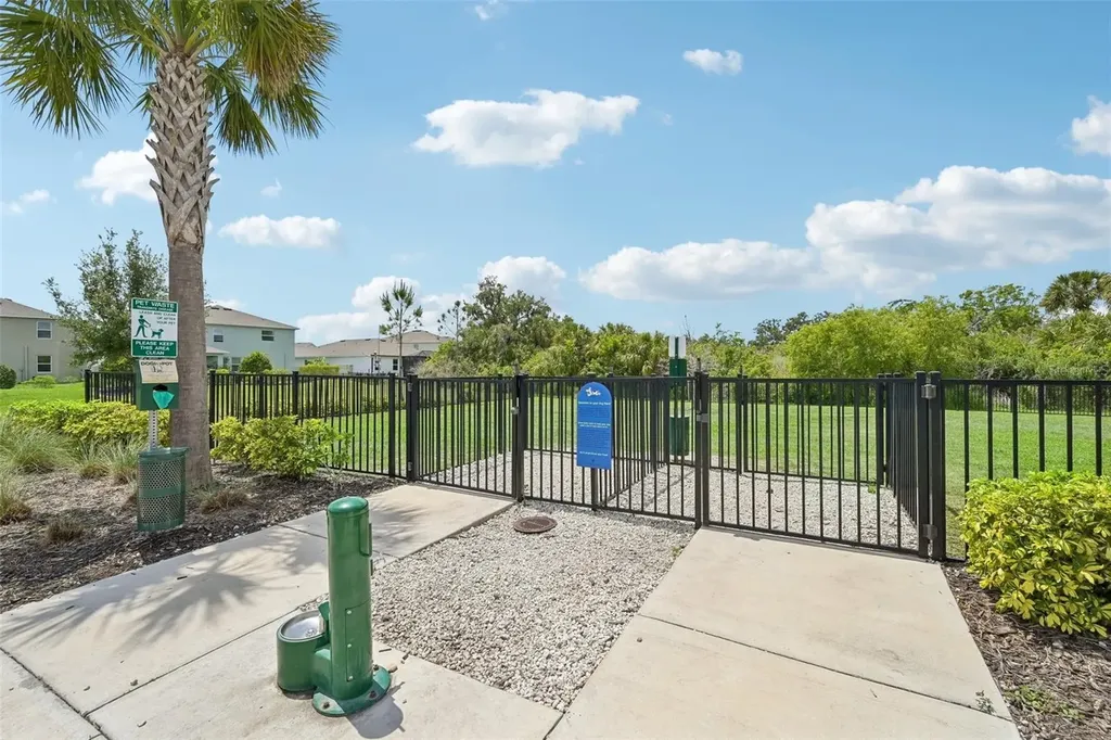 5716 Flagstone Trail Palmetto FL 34221