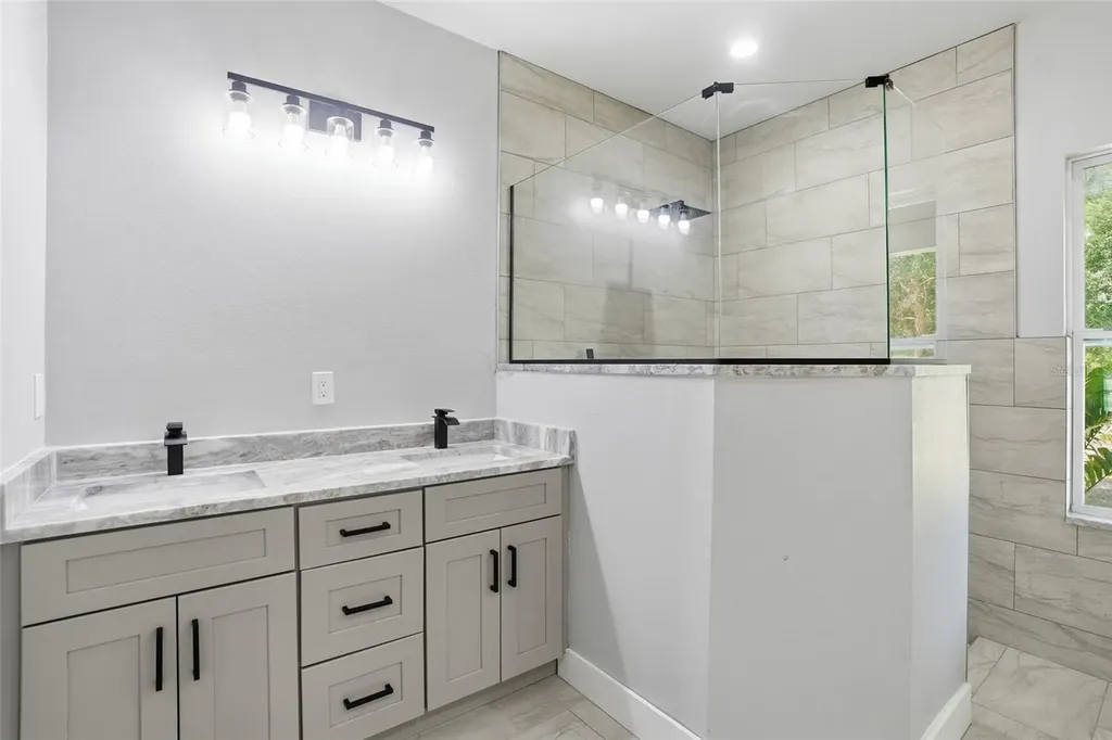 7933 5th Terrace Labelle FL 33935