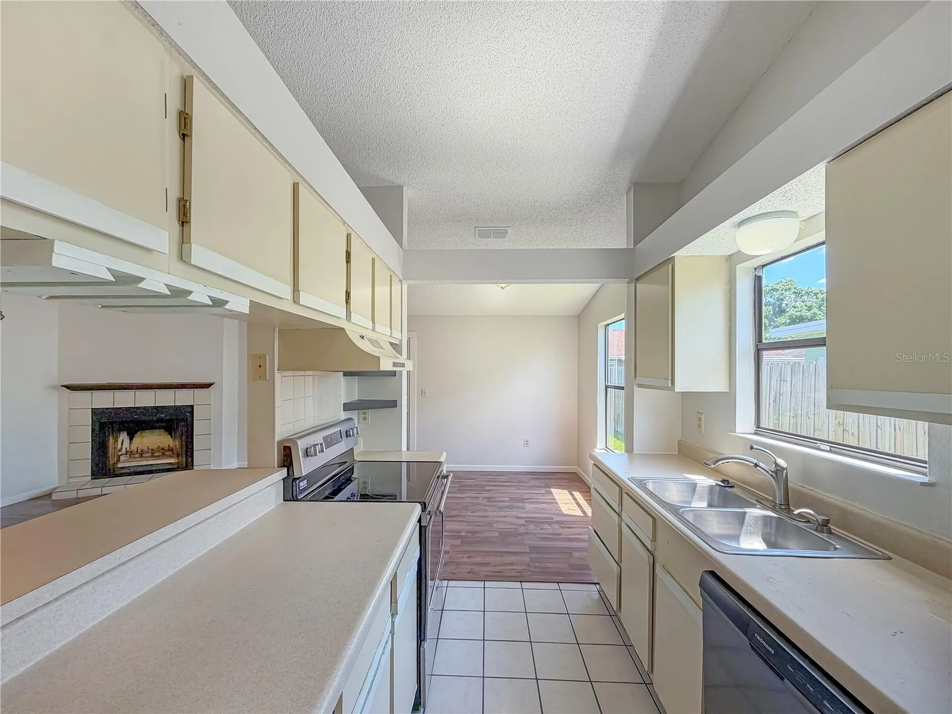 1204 Forestwood Drive Oldsmar FL 34677