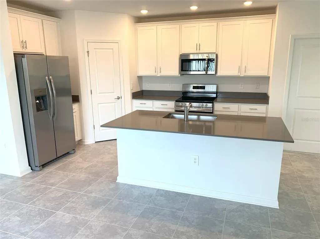 2731 Runners Circle Clermont FL 34714