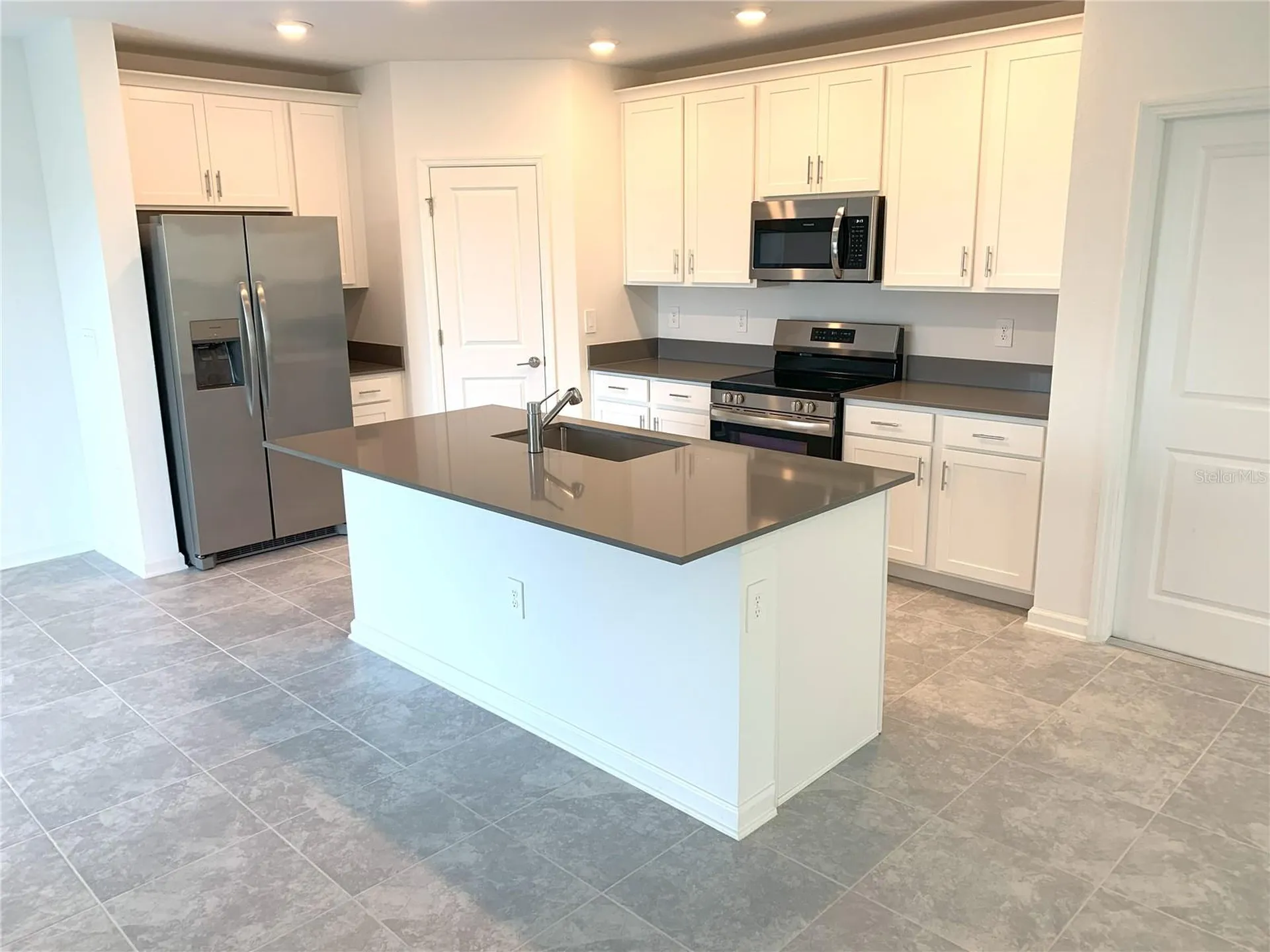 2731 Runners Circle Clermont FL 34714