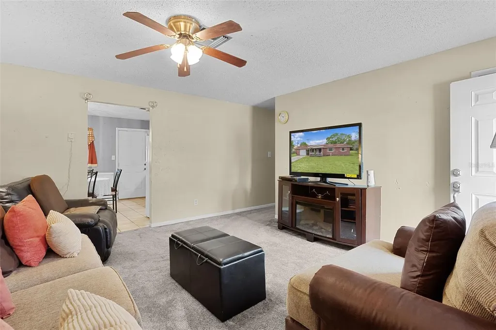 5946 Sr 471 Bushnell FL 33513