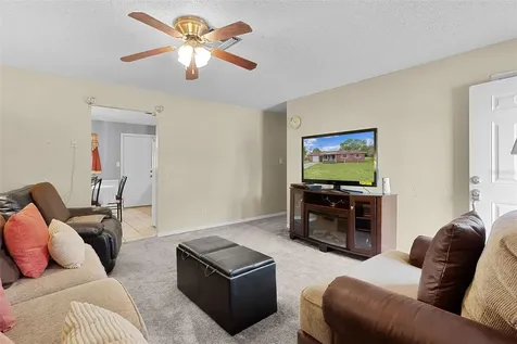 5946 Sr 471 Bushnell FL 33513