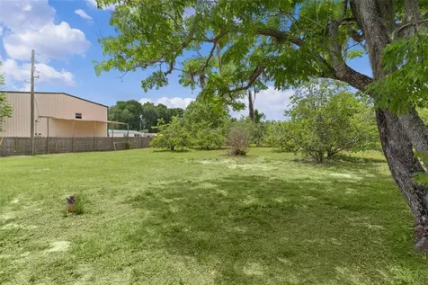 5946 Sr 471 Bushnell FL 33513