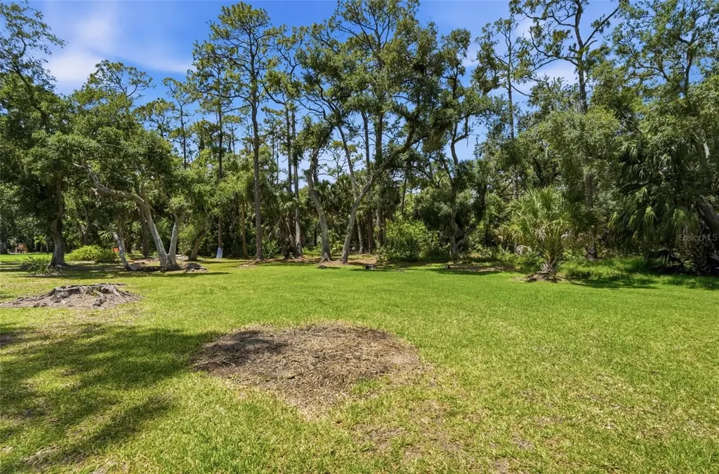 610 Woodview Way Bradenton FL 34212