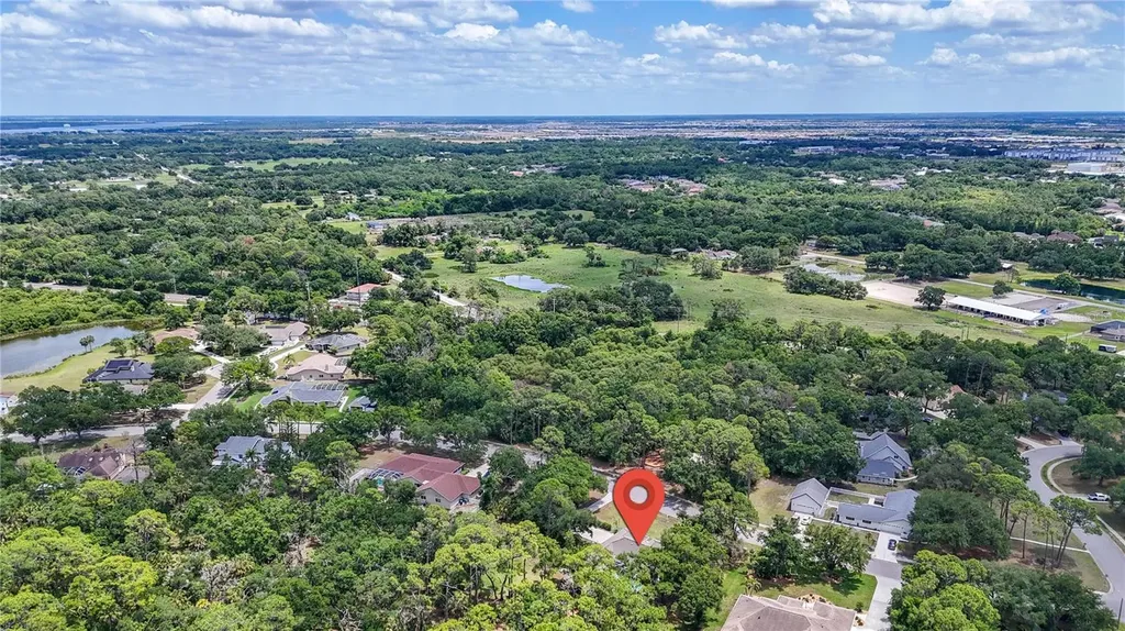 610 Woodview Way Bradenton FL 34212
