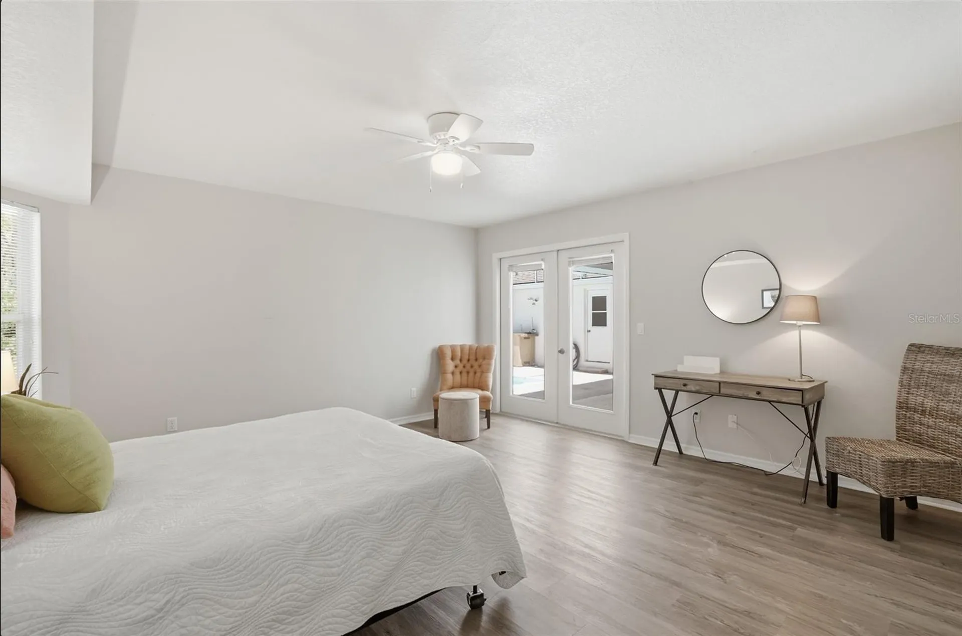 610 Woodview Way Bradenton FL 34212