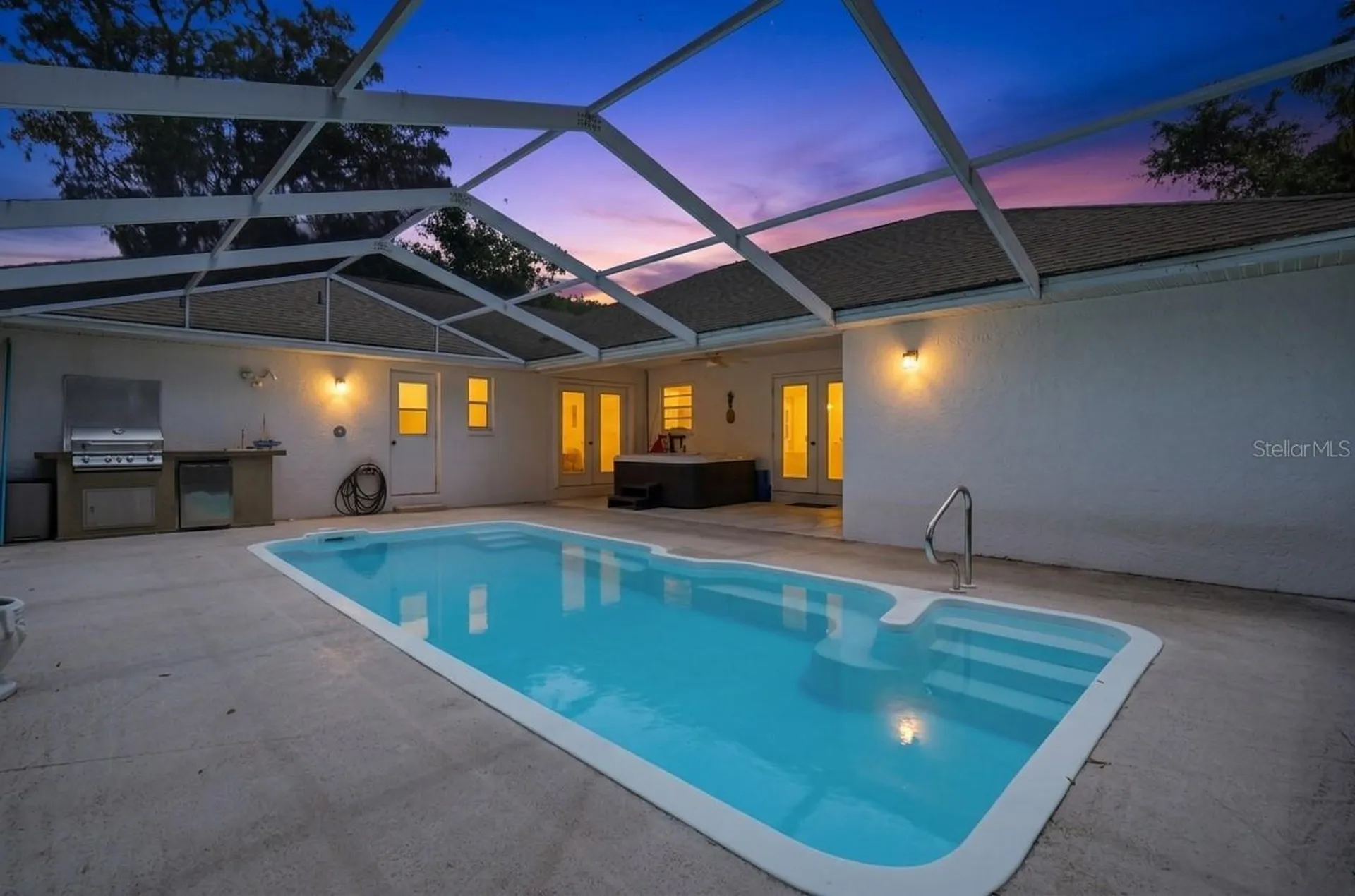 610 Woodview Way Bradenton FL 34212