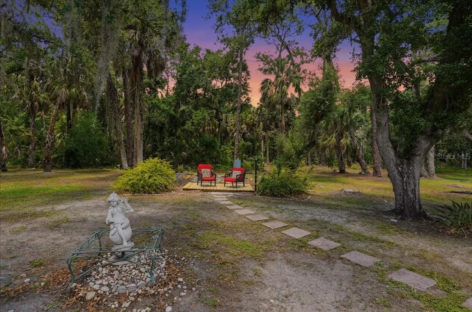 610 Woodview Way Bradenton FL 34212