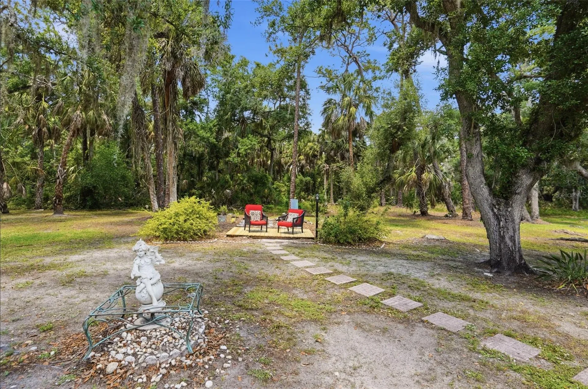 610 Woodview Way Bradenton FL 34212