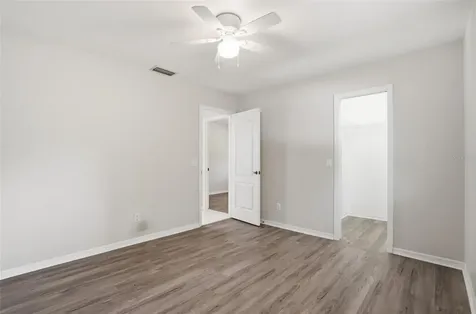 610 Woodview Way Bradenton FL 34212