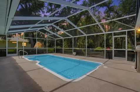 610 Woodview Way Bradenton FL 34212