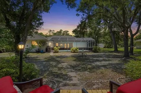 610 Woodview Way Bradenton FL 34212