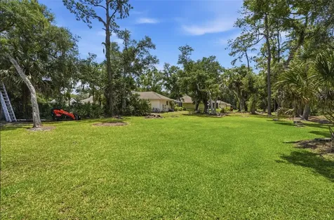 610 Woodview Way Bradenton FL 34212
