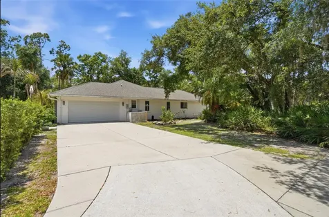 610 Woodview Way Bradenton FL 34212