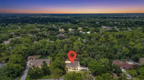 610 Woodview Way Bradenton FL 34212