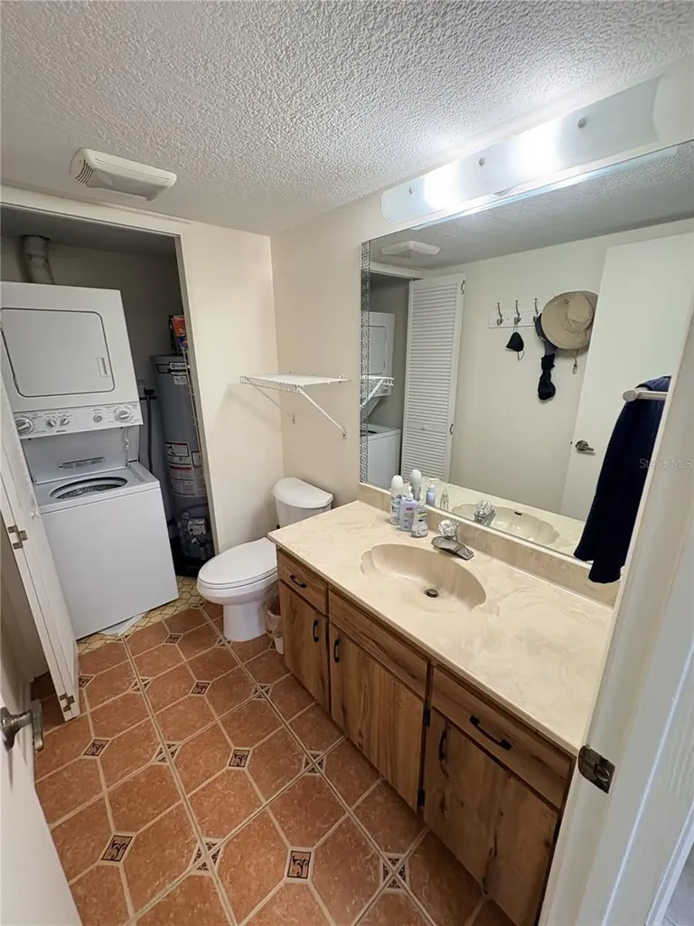 3810 Saxon Drive New Smyrna Beach FL 32169