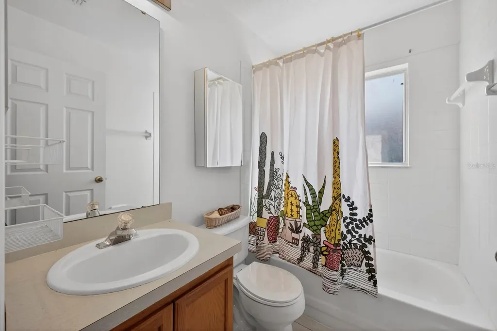 1416 Thousand Oaks Boulevard Davenport FL 33896