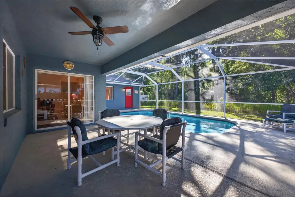 1416 Thousand Oaks Boulevard Davenport FL 33896