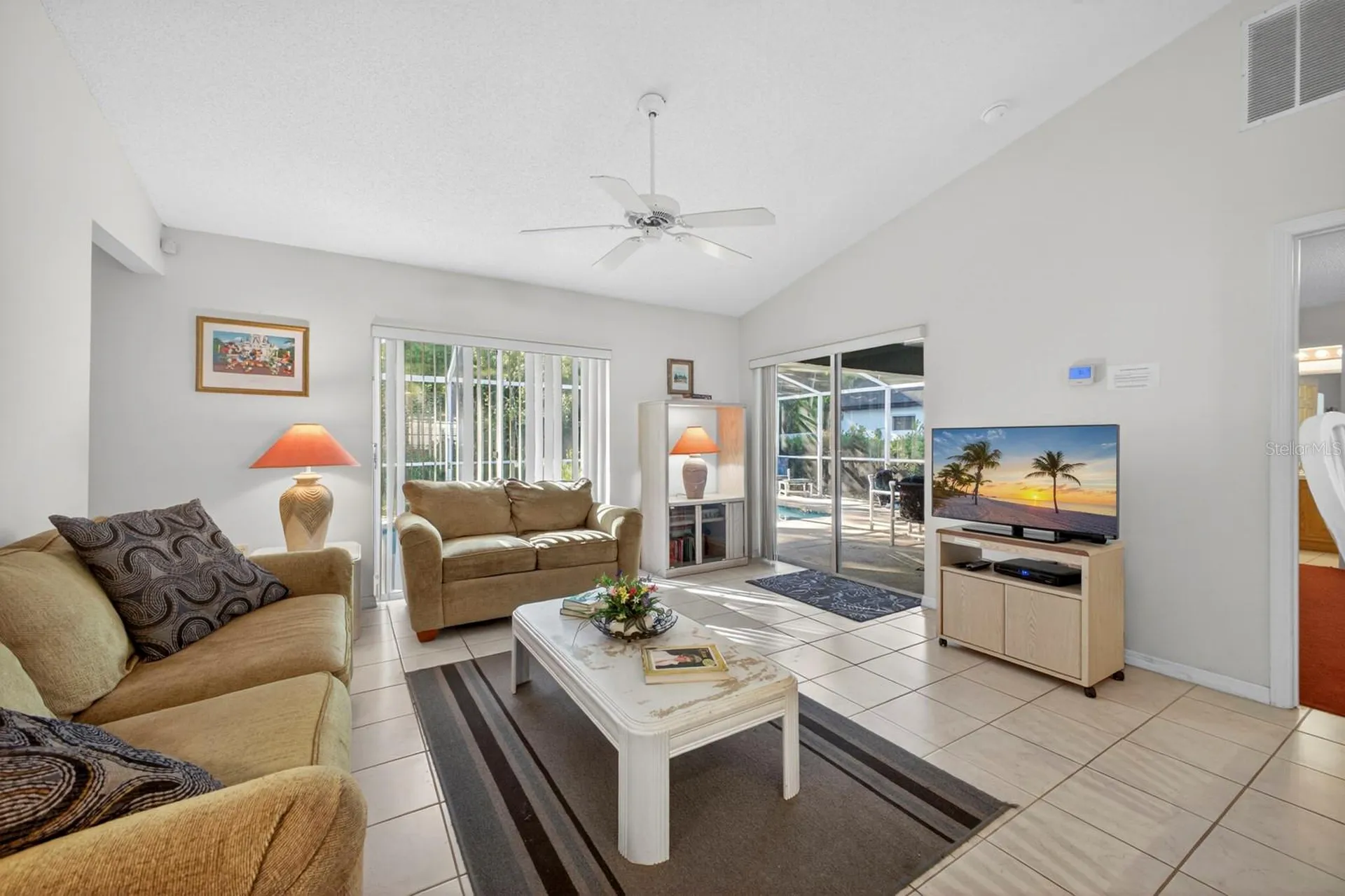 1416 Thousand Oaks Boulevard Davenport FL 33896
