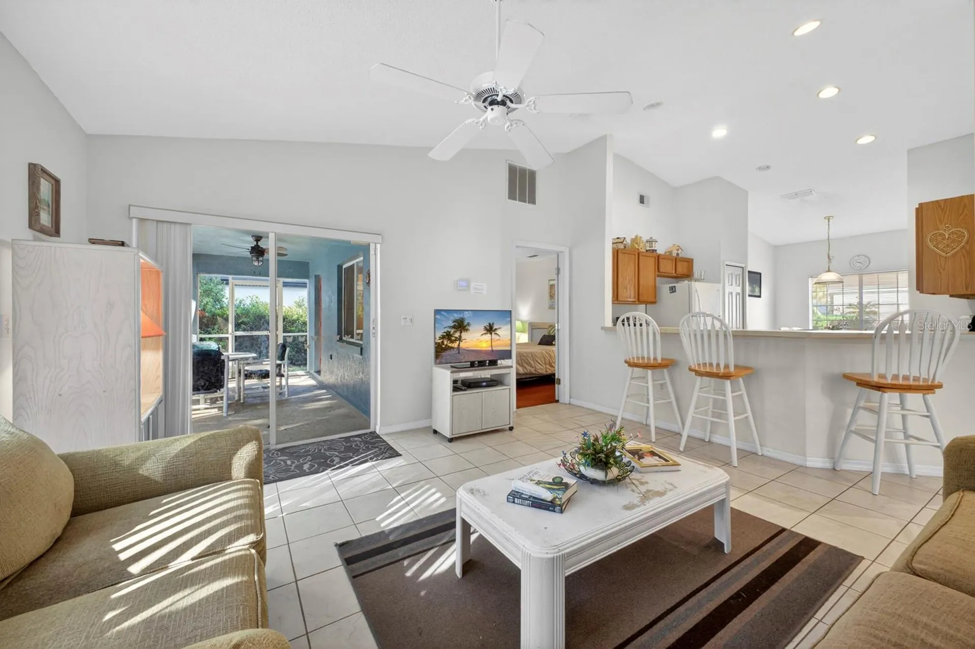 1416 Thousand Oaks Boulevard Davenport FL 33896