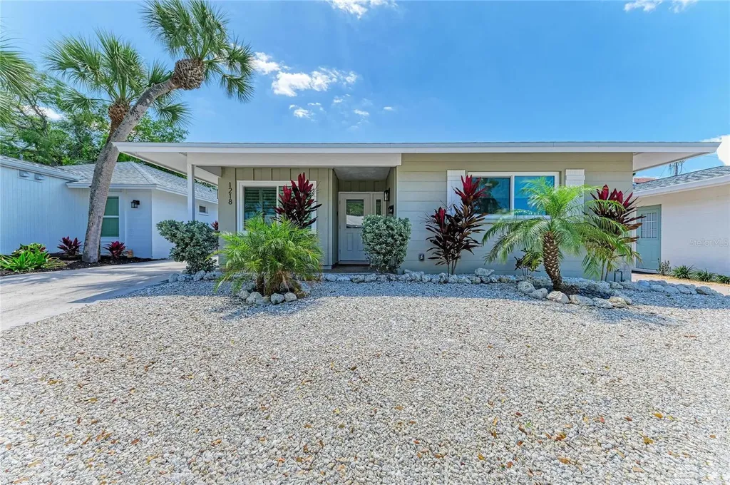 1218 Moonmist Circle Sarasota FL 34242