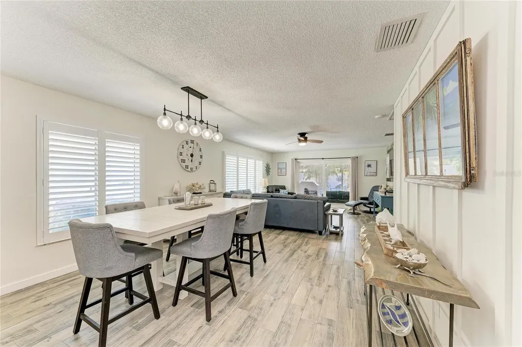 1218 Moonmist Circle Sarasota FL 34242