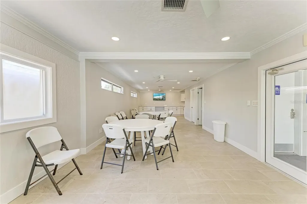 1218 Moonmist Circle Sarasota FL 34242