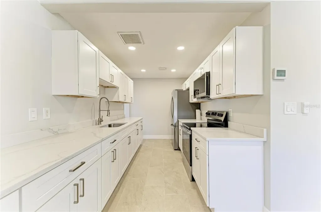 1218 Moonmist Circle Sarasota FL 34242