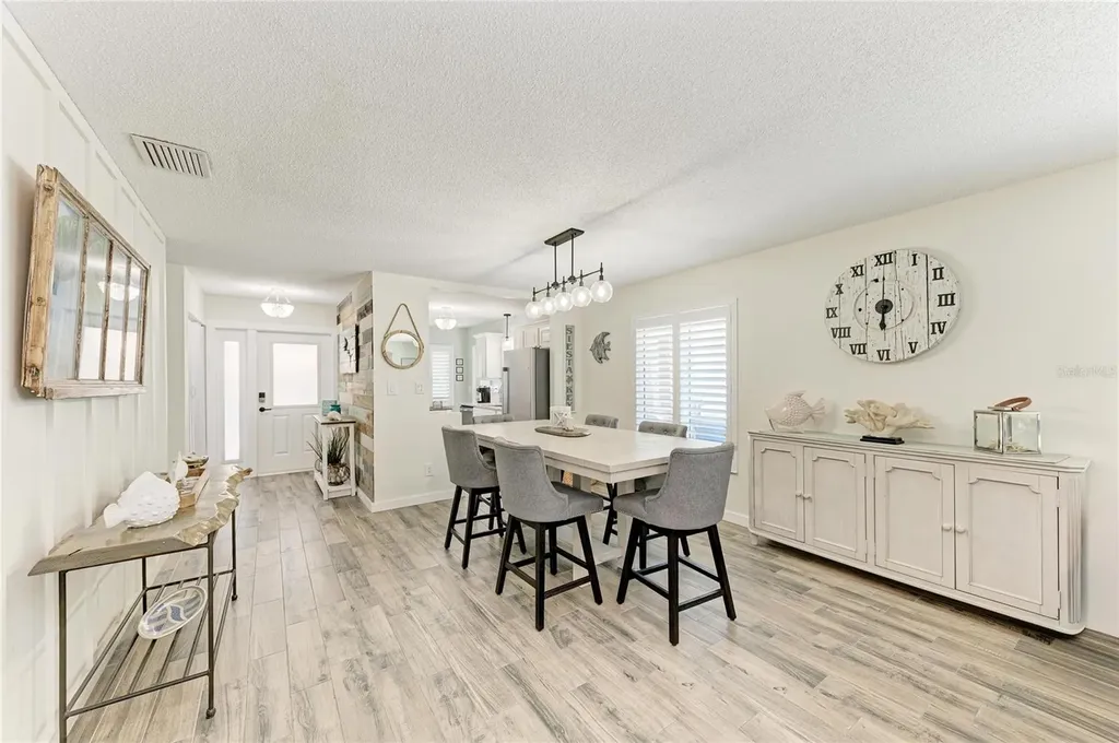 1218 Moonmist Circle Sarasota FL 34242