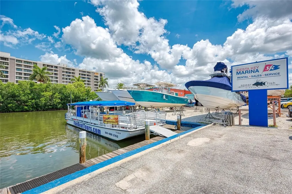 1218 Moonmist Circle Sarasota FL 34242