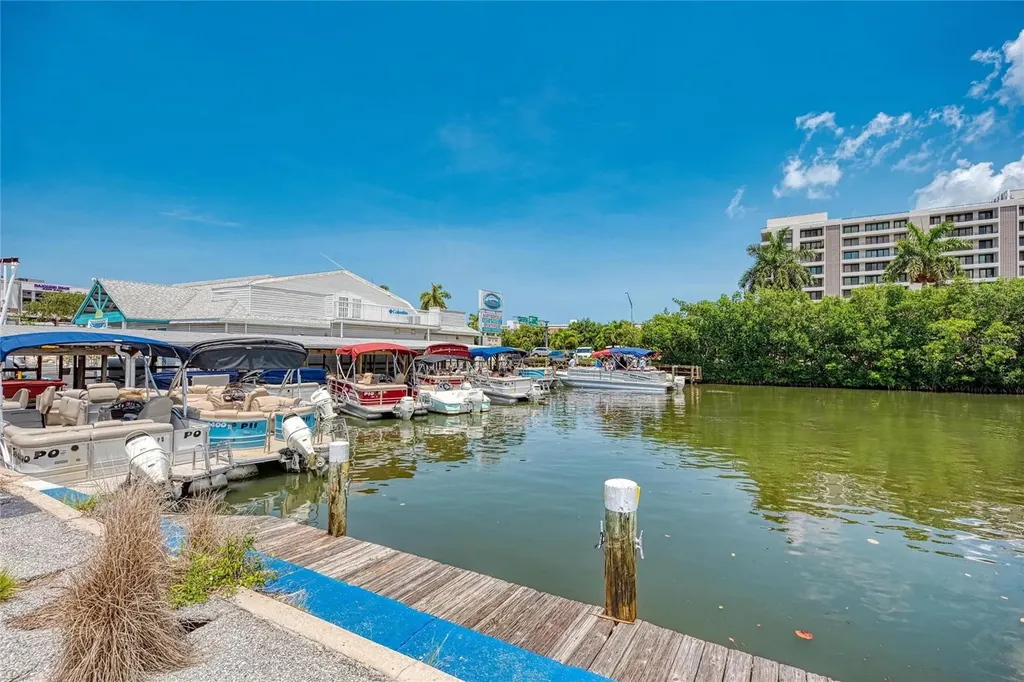 1218 Moonmist Circle Sarasota FL 34242